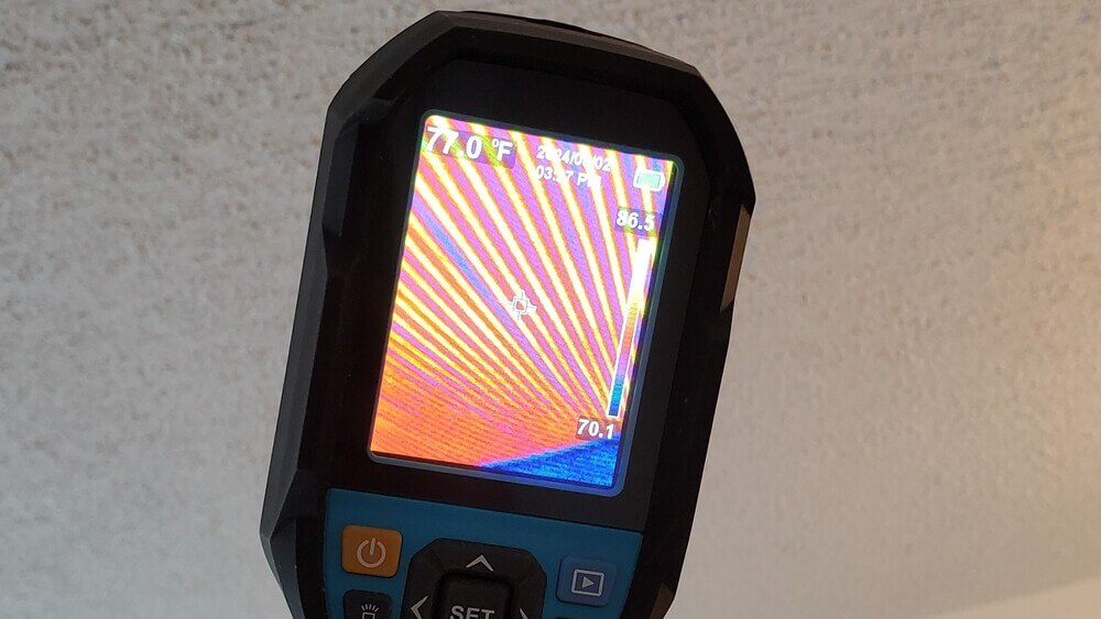 Thermal scan of ceiling heat system used in expert repairs by Dial ONE Schilling—ensuring accuracy and backed by a lifetime warranty for long-term reliability.